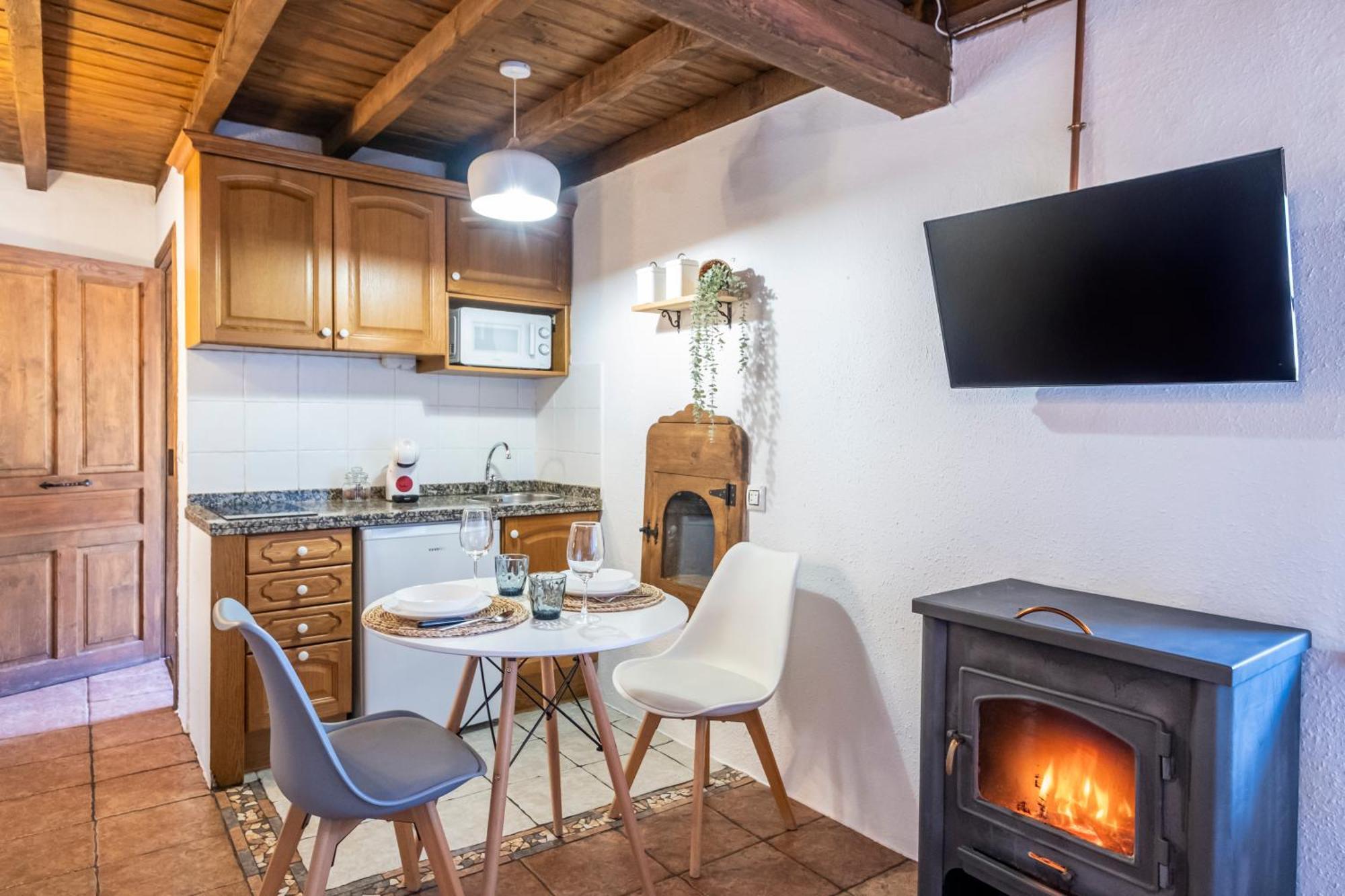 Apartamentos Rurales La Laguna Somiedo Valle de Lago Luaran gambar
