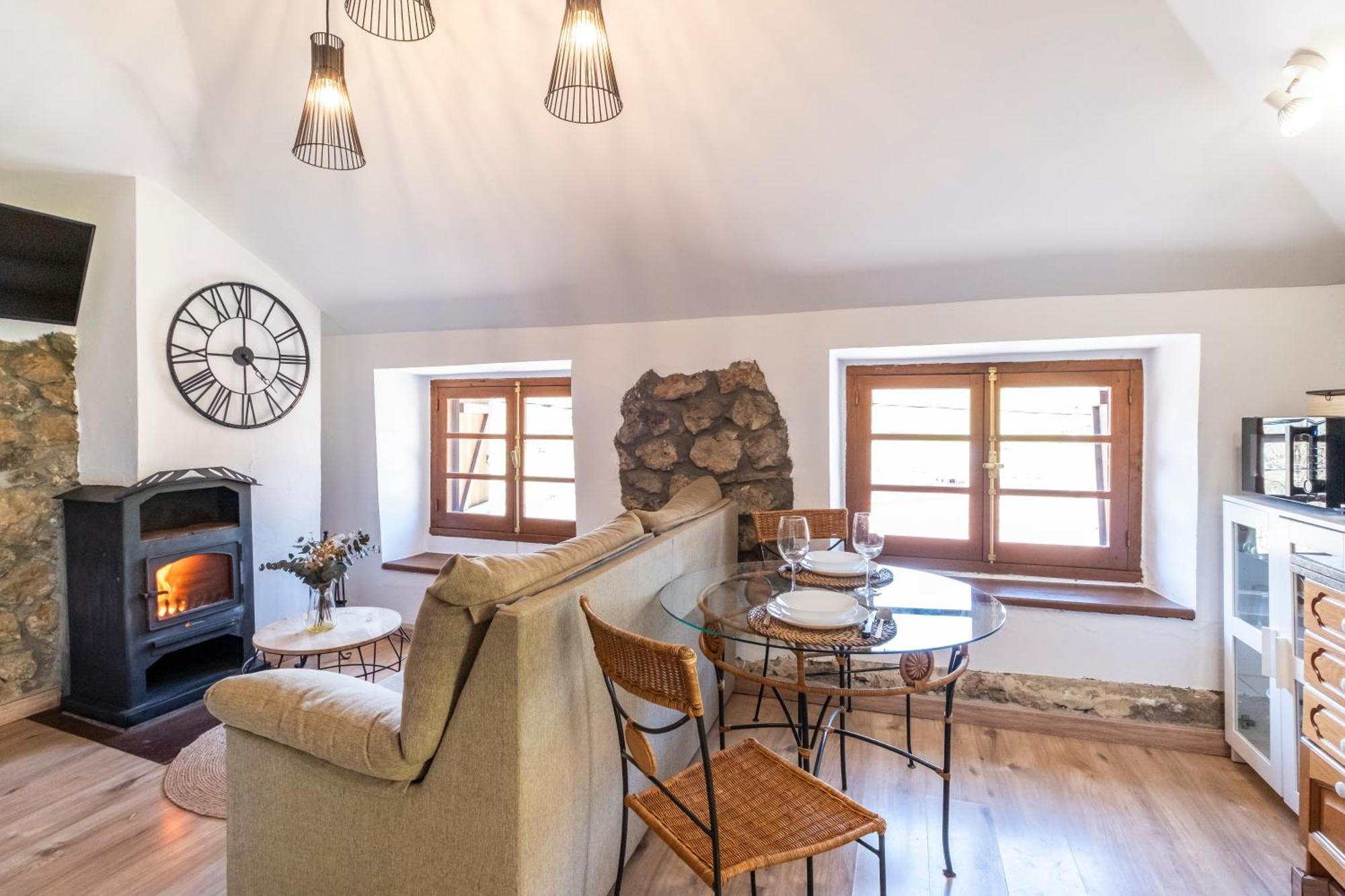 Apartamentos Rurales La Laguna Somiedo Valle de Lago Luaran gambar